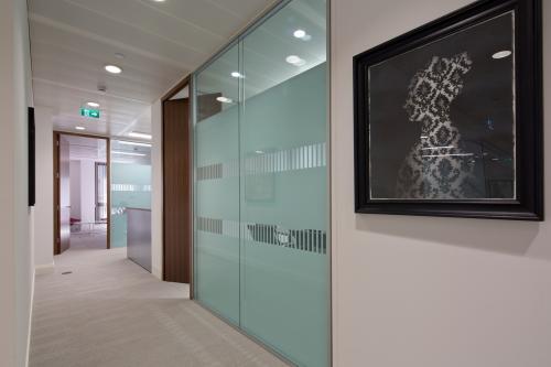Double glazed frameless partitions